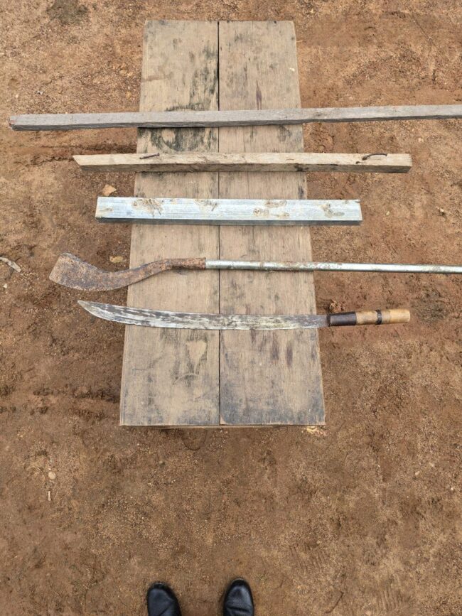 2 "băng nhóm xã hội đen" bị bắt giữ, chi tiết lạ trên mái tóc các thành viên khiến ai cũng khó hiểu- Ảnh 3. 2 "băng nhóm xã hội đen" bị bắt giữ, chi tiết lạ trên mái tóc các thành viên khiến ai cũng khó hiểu- Ảnh 3.